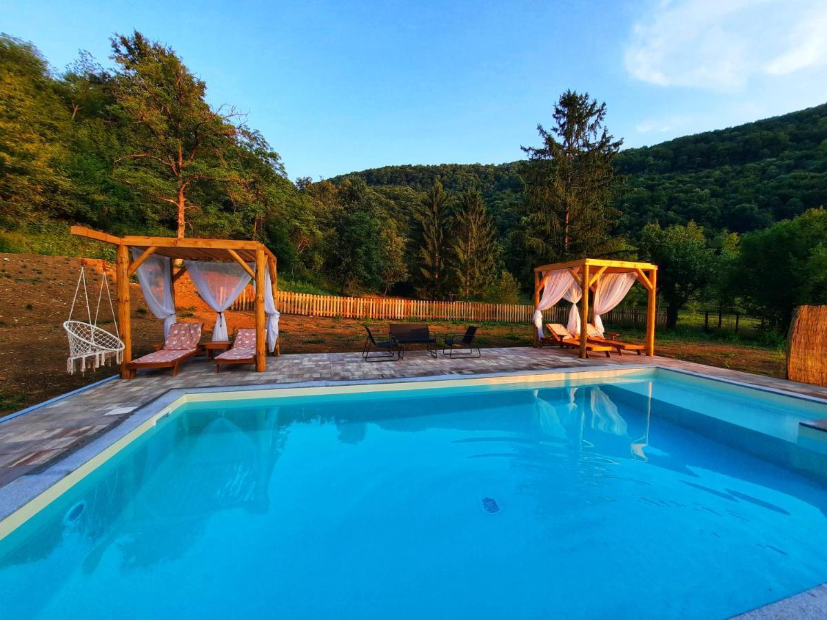 Vacation House Studenac Bihać Exterior foto
